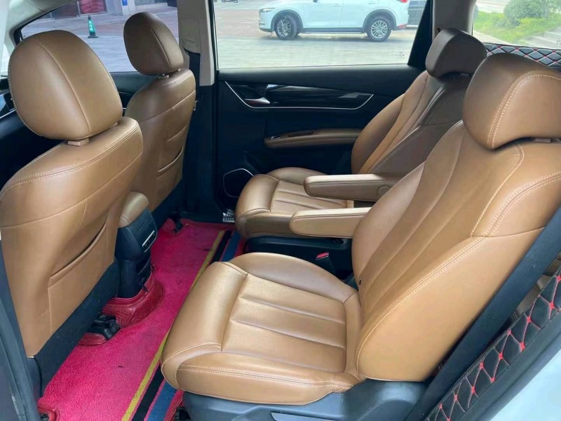 衡阳18年比亚迪宋MAX9