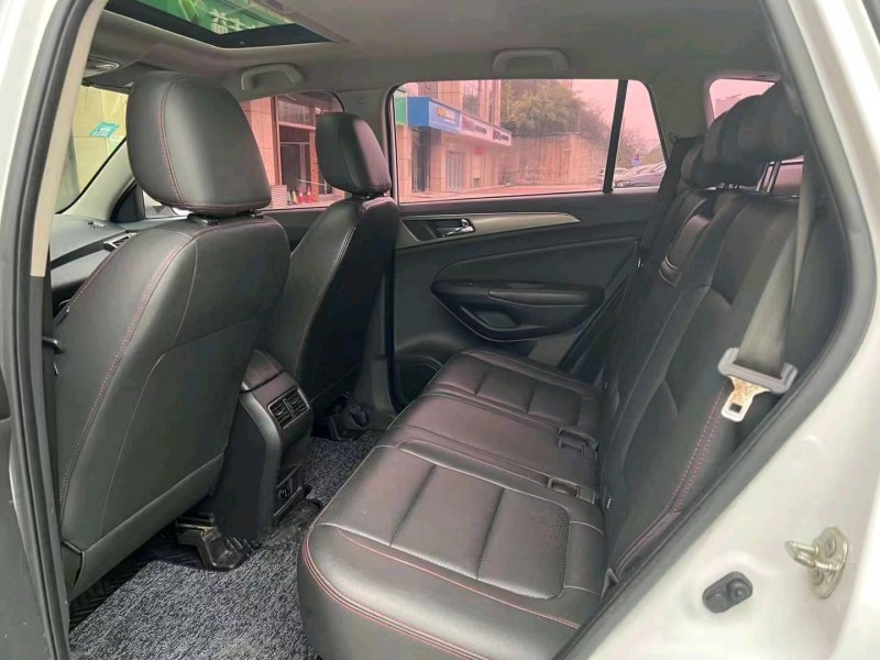 衡阳17年长安汽车CS758