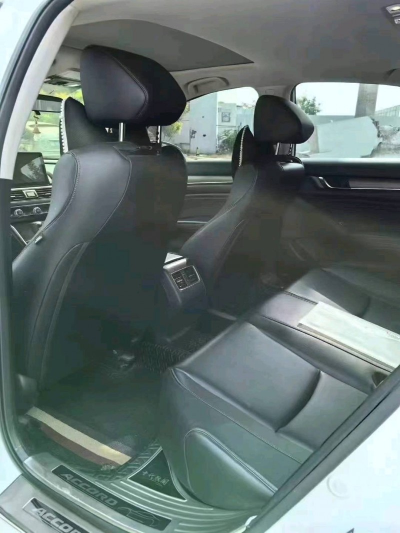 邢台19年本田雅阁5