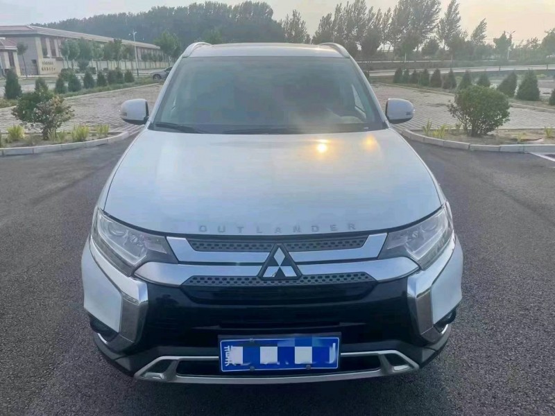 邯郸20年三菱欧蓝德1