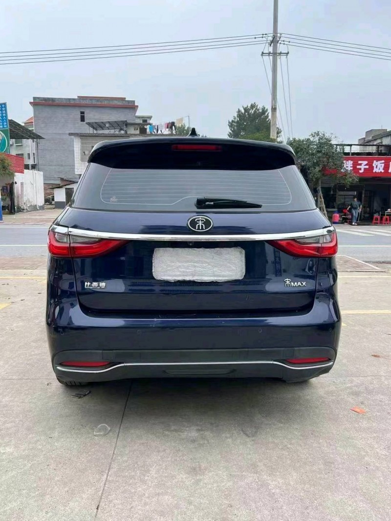 衡阳18年比亚迪宋MAX8