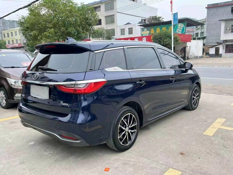 衡阳18年比亚迪宋MAX9