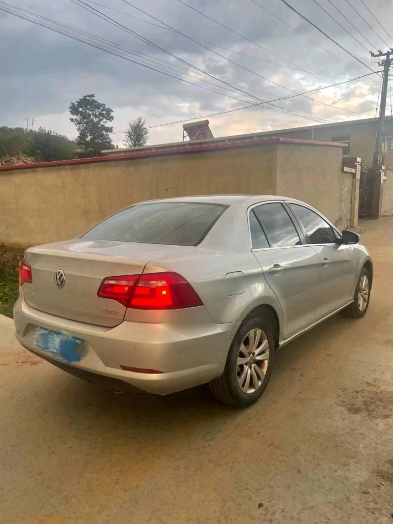 邯郸13年大众宝来5