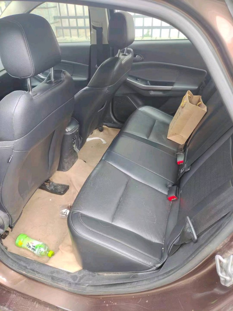 衡阳15年福特福睿斯4