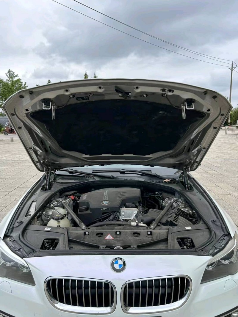 保定15年宝马5系7