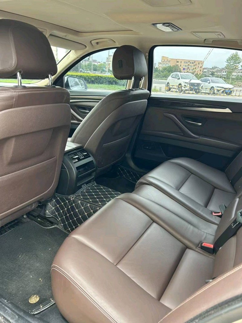 保定15年宝马5系8