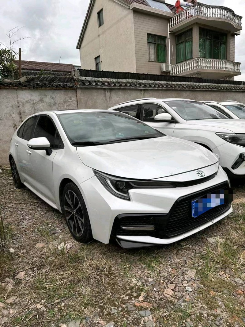 济南21年丰田雷凌5