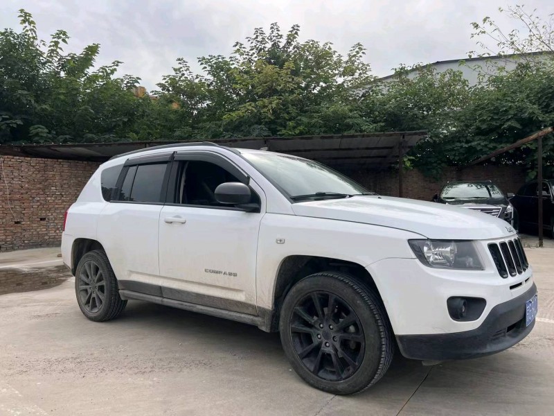 北京13年Jeep指南者3