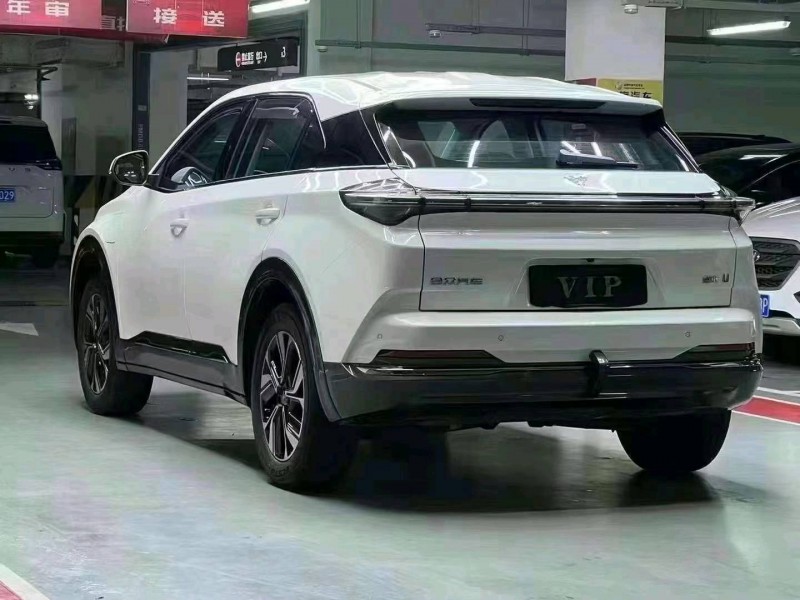 衡陽23年哪吒U5