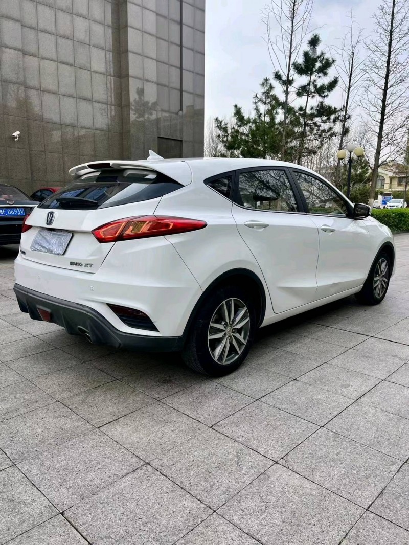 徐州19年长安汽车逸动3