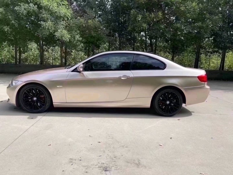 济南12年宝马3系7