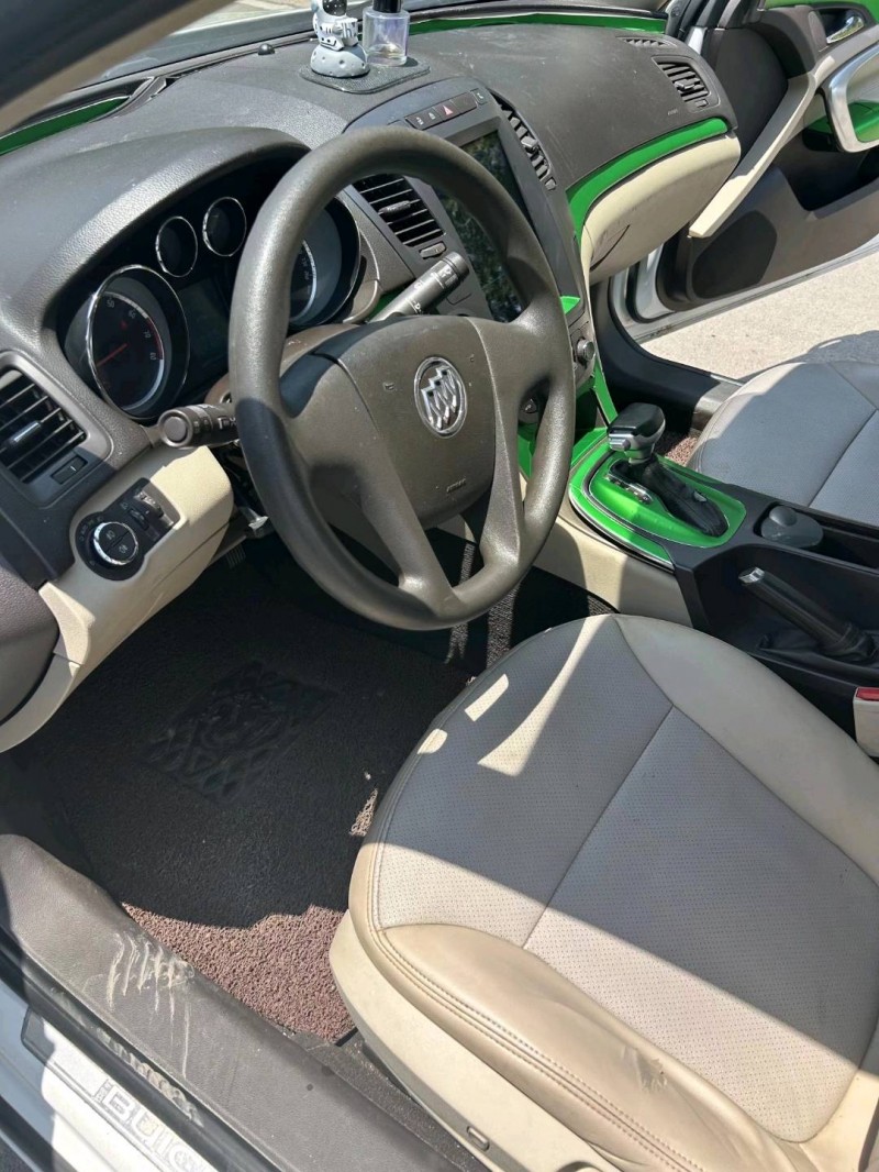 枣庄13年别克君威4