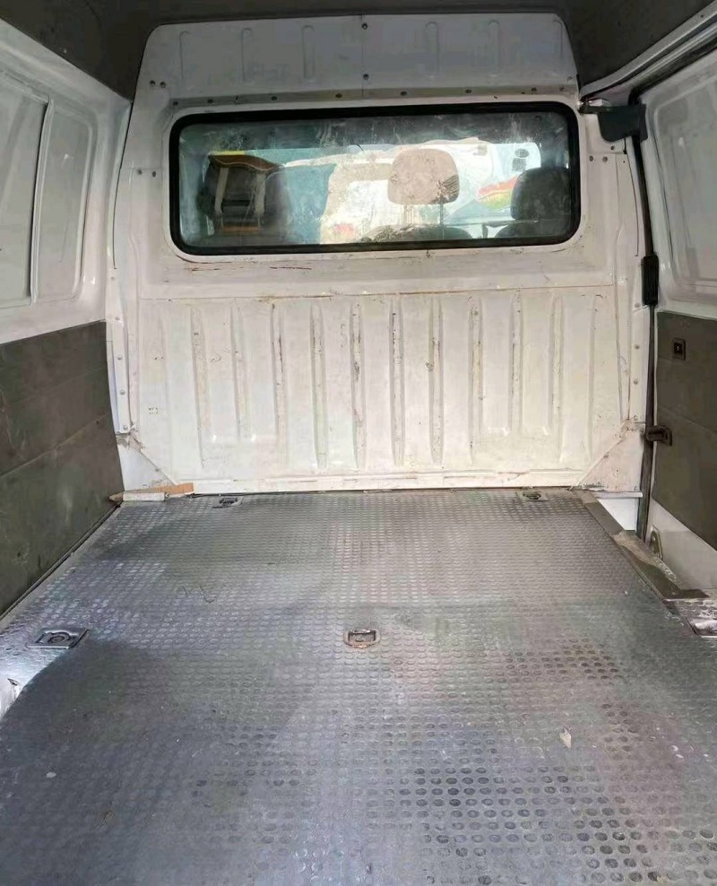 邯郸16年福特全顺8