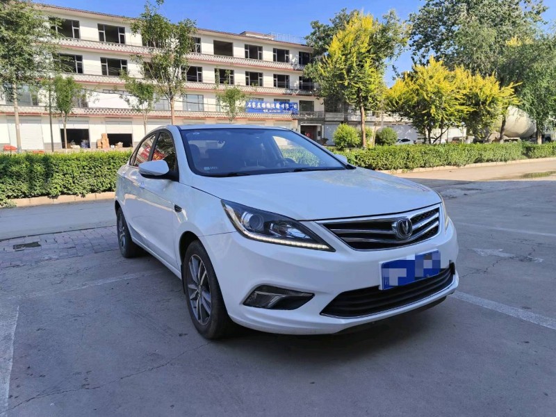 石家庄16年长安汽车逸动2