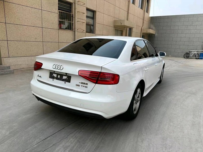 保定14年奥迪A4L8