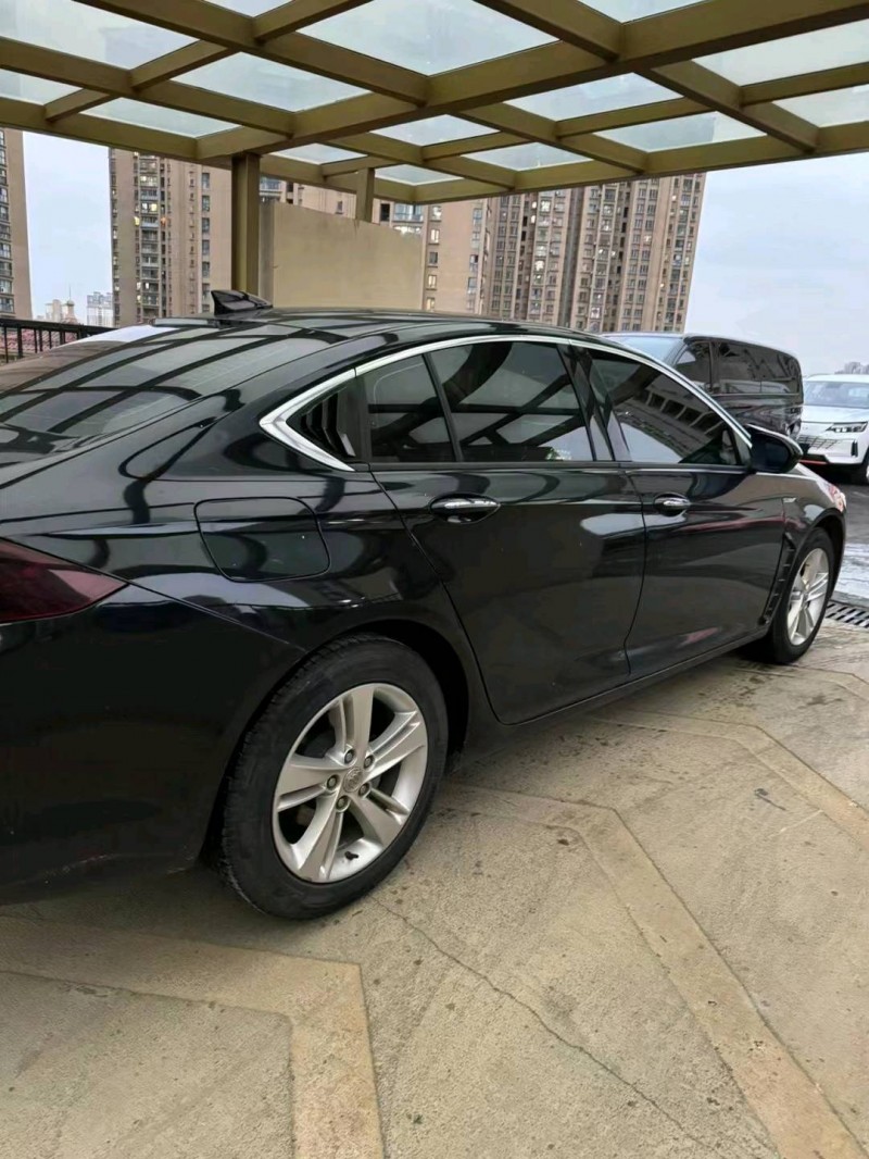 常州20年别克君威4