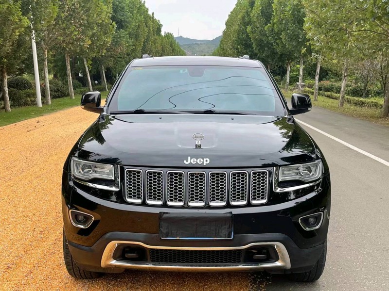 徐州14年Jeep大切诺基1
