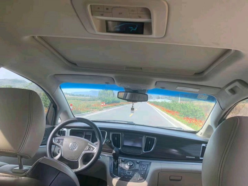 枣庄11年别克GL88