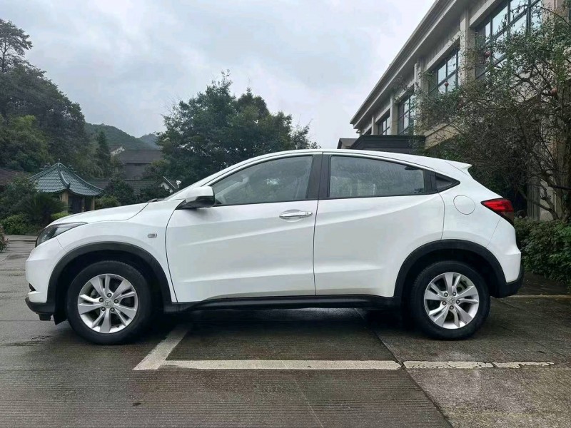 湖州18年本田缤智6