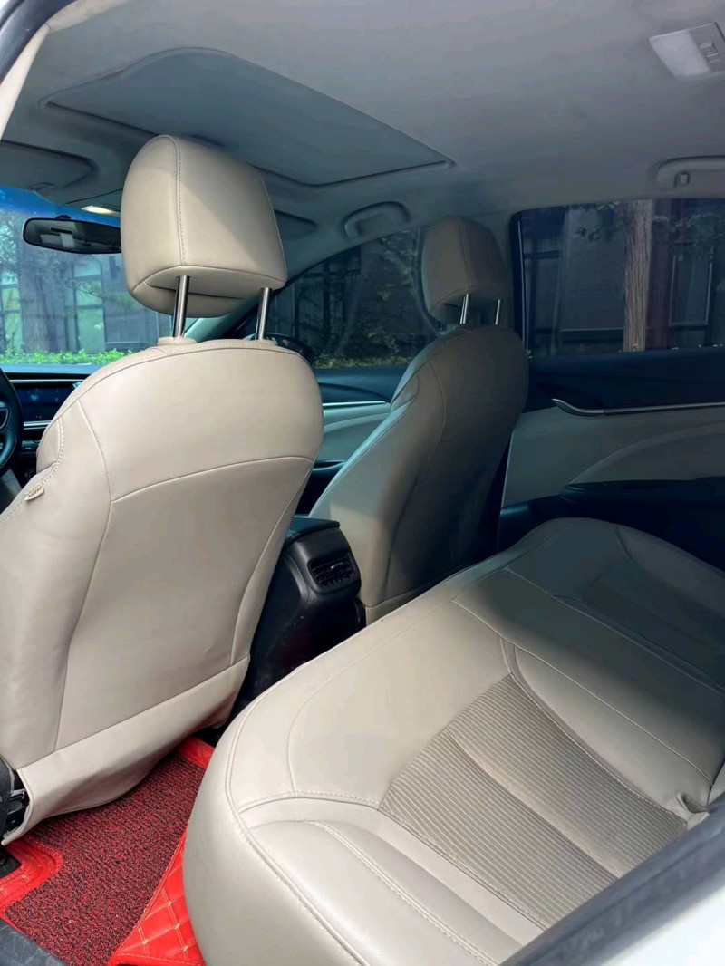 烟台18年别克英朗8