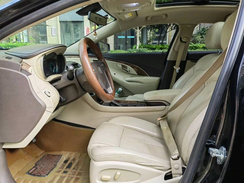 苏州14年别克君越6