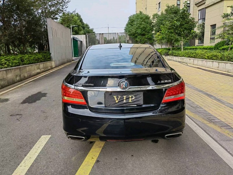 苏州14年别克君越9