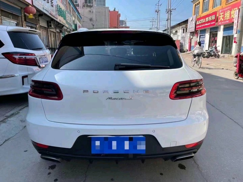邢台15年保时捷Macan3