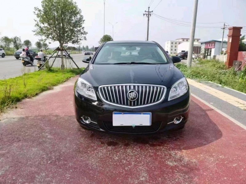 湖州12年别克英朗1