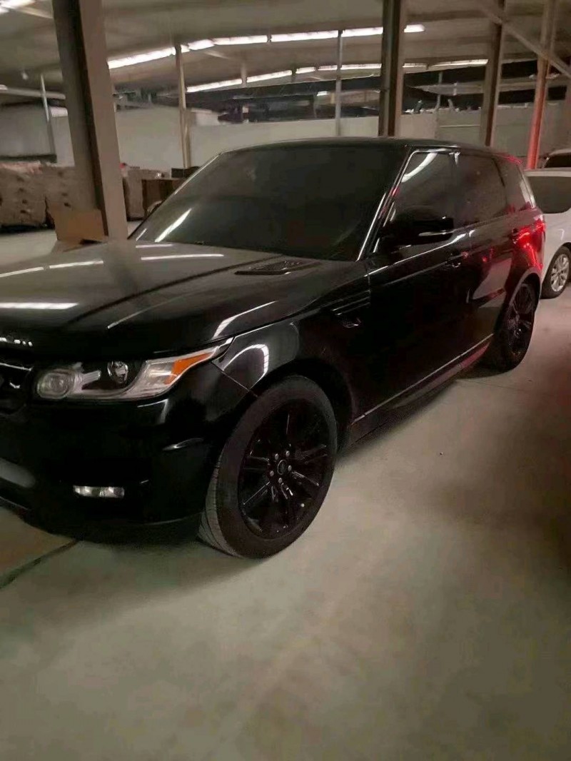 淄博14年路虎揽胜运动3