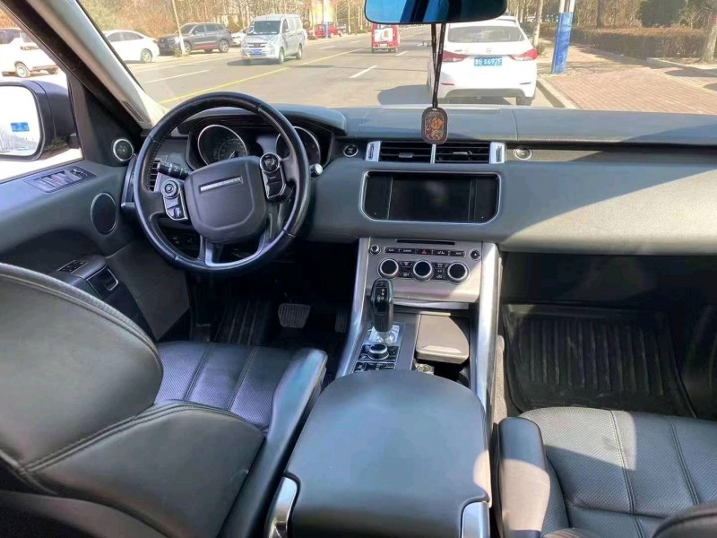 淄博14年路虎揽胜运动8