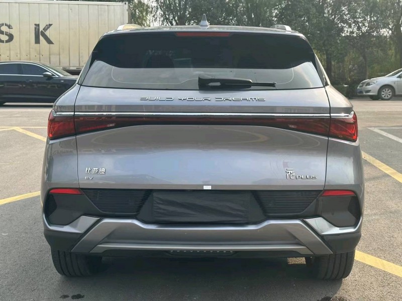 徐州22年比亚迪元8