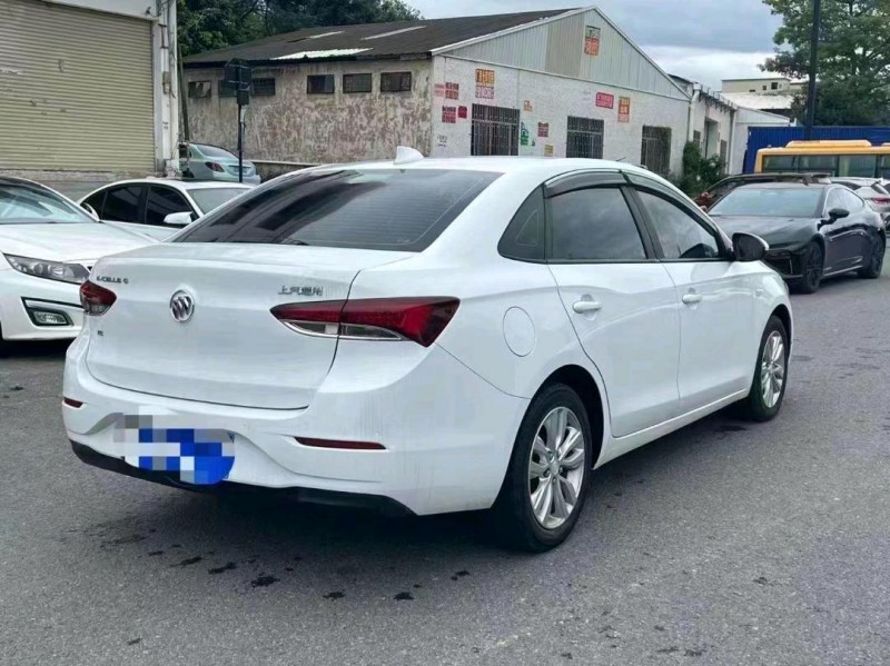 珠海19年别克英朗5