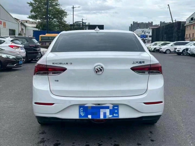 珠海19年别克英朗6