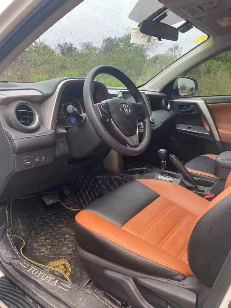 衡阳19年丰田RAV4荣放7