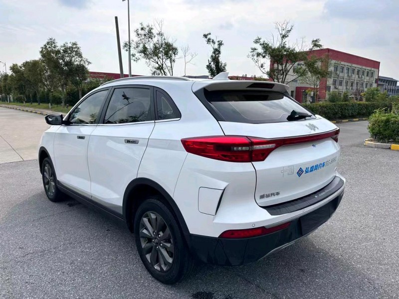 盐城21年威马汽车EX-58