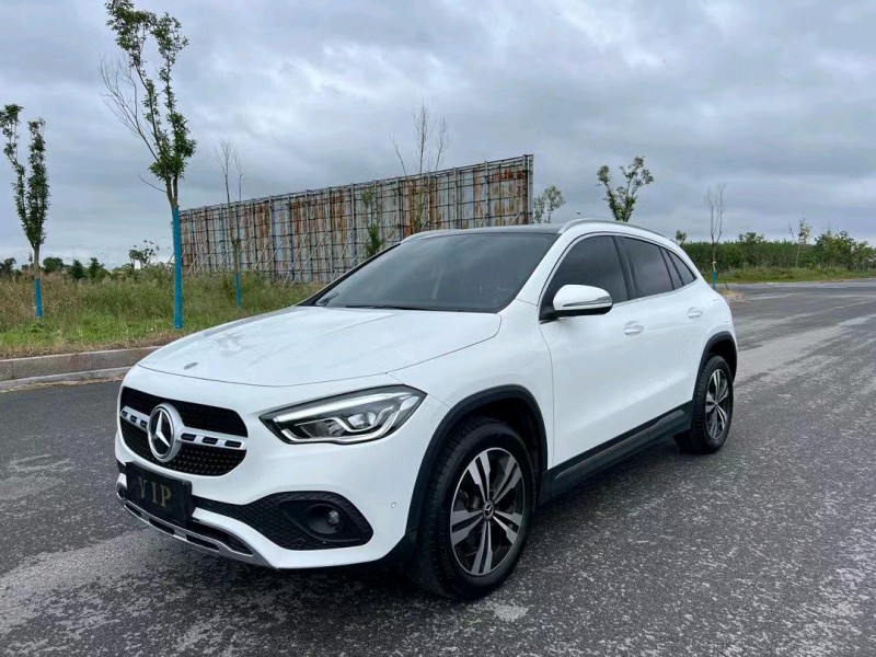 盐城22年奔驰GLA3