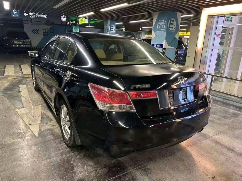 嘉兴10年本田雅阁6