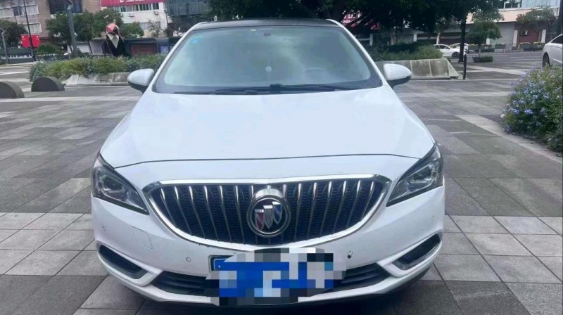 嘉兴16年别克威朗1