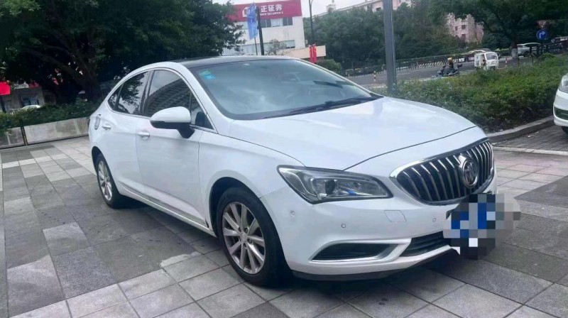 嘉兴16年别克威朗3