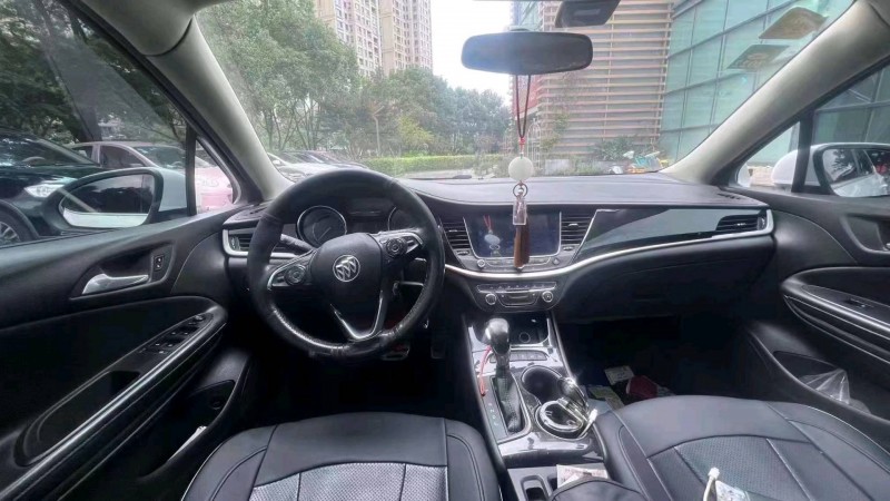 嘉兴16年别克威朗6