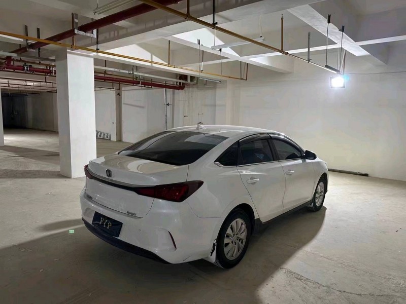 昆明22年長安汽車逸動7