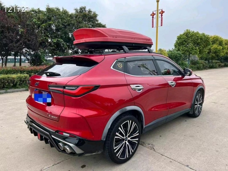 常州20年长安汽车欧尚7