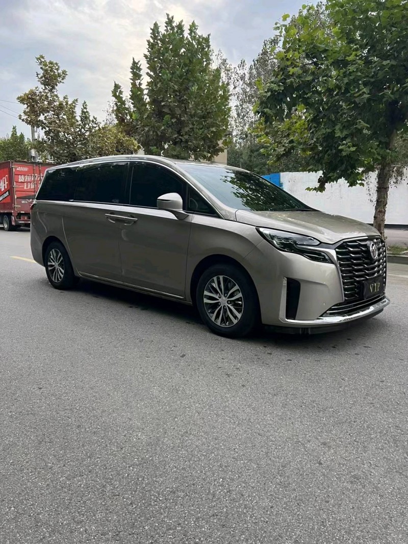 徐州23年别克GL83