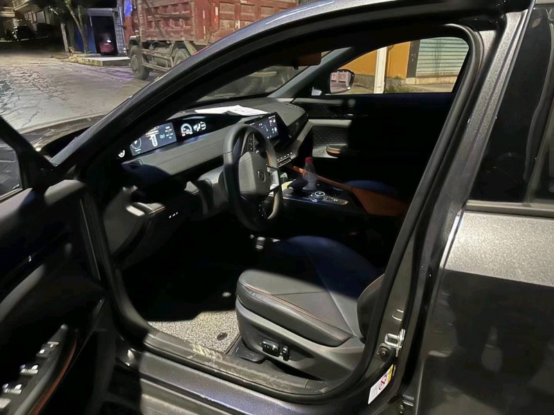 嘉兴23年长安汽车UNI-V3