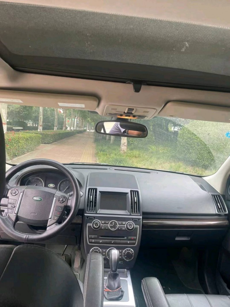 邢台13年路虎神行者7