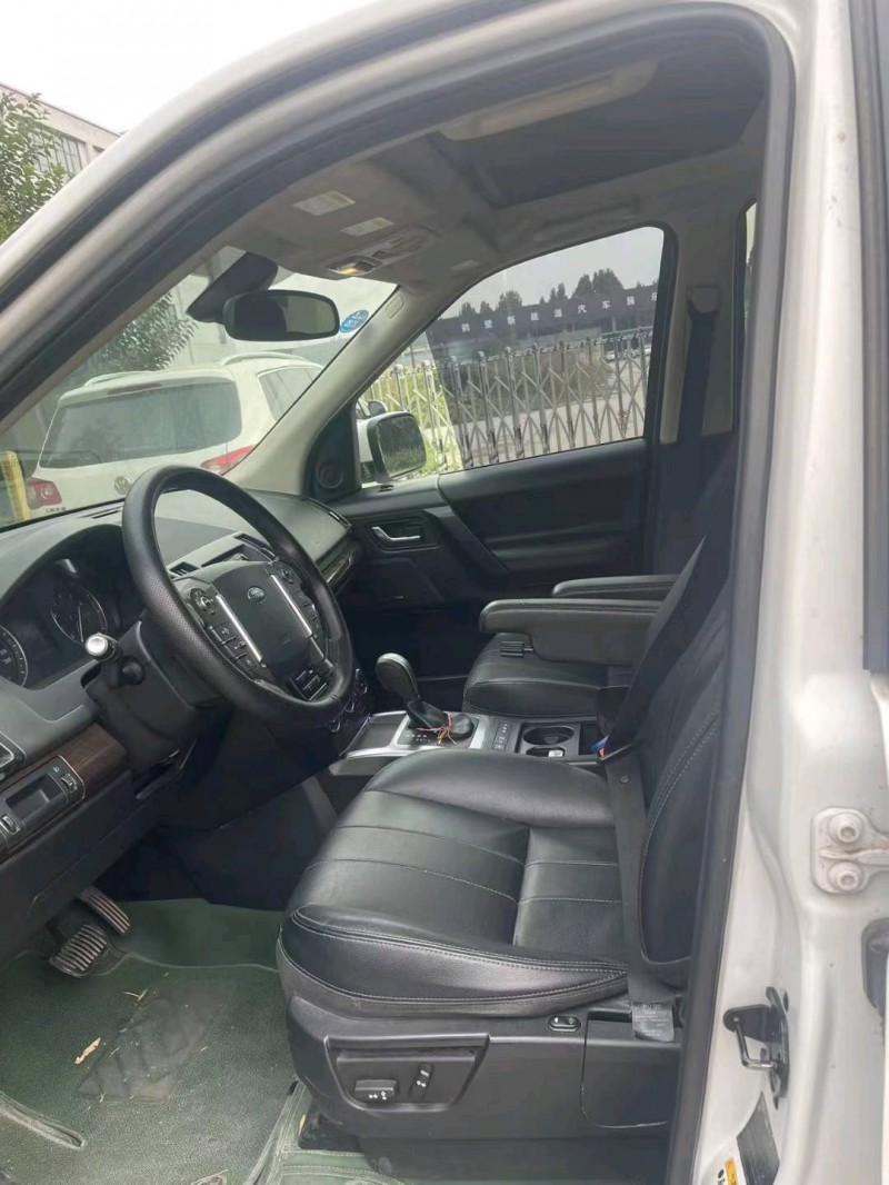 邢台13年路虎神行者8