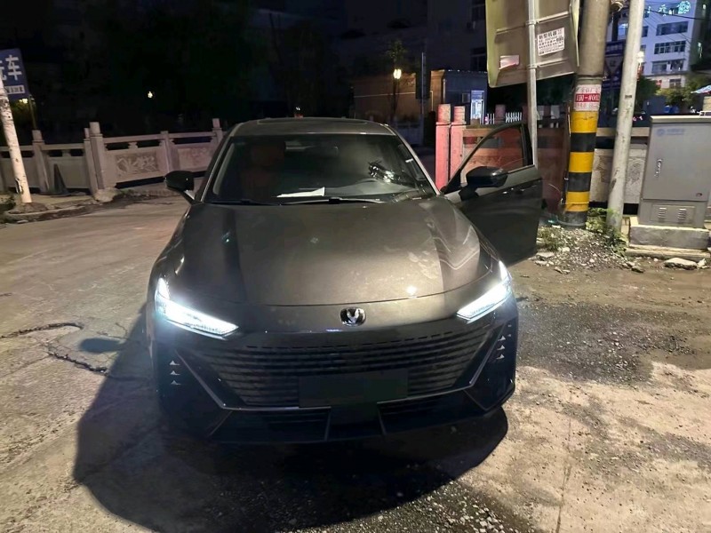 宜昌23年長安汽車UNI-V1