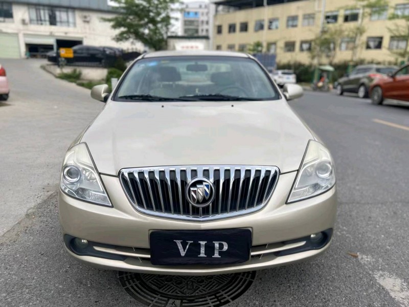 广州15年别克凯越1