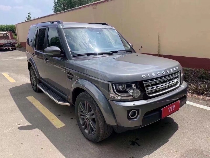 青岛17年路虎发现2