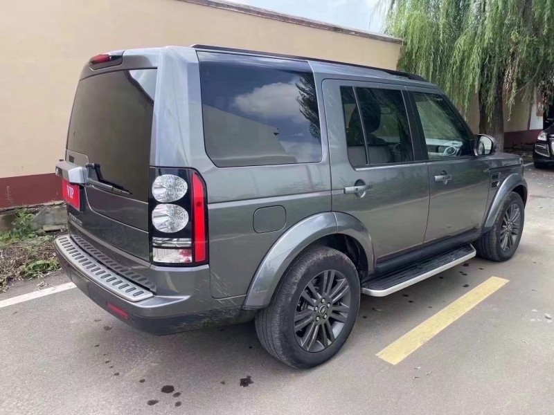 青岛17年路虎发现5